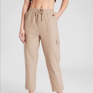 Athleta Farallon Cargo crop